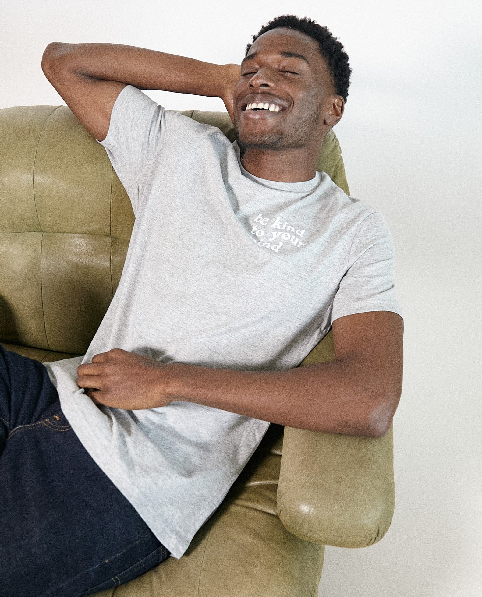 product-featured no-display grey t-shirt man new